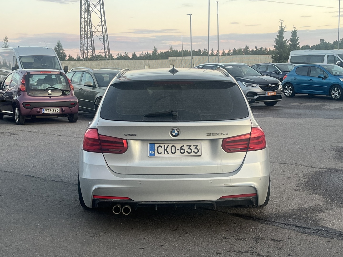 BMW - 320 - F31 Touring 320d A xDrive Business M Sport Edition - Farmari