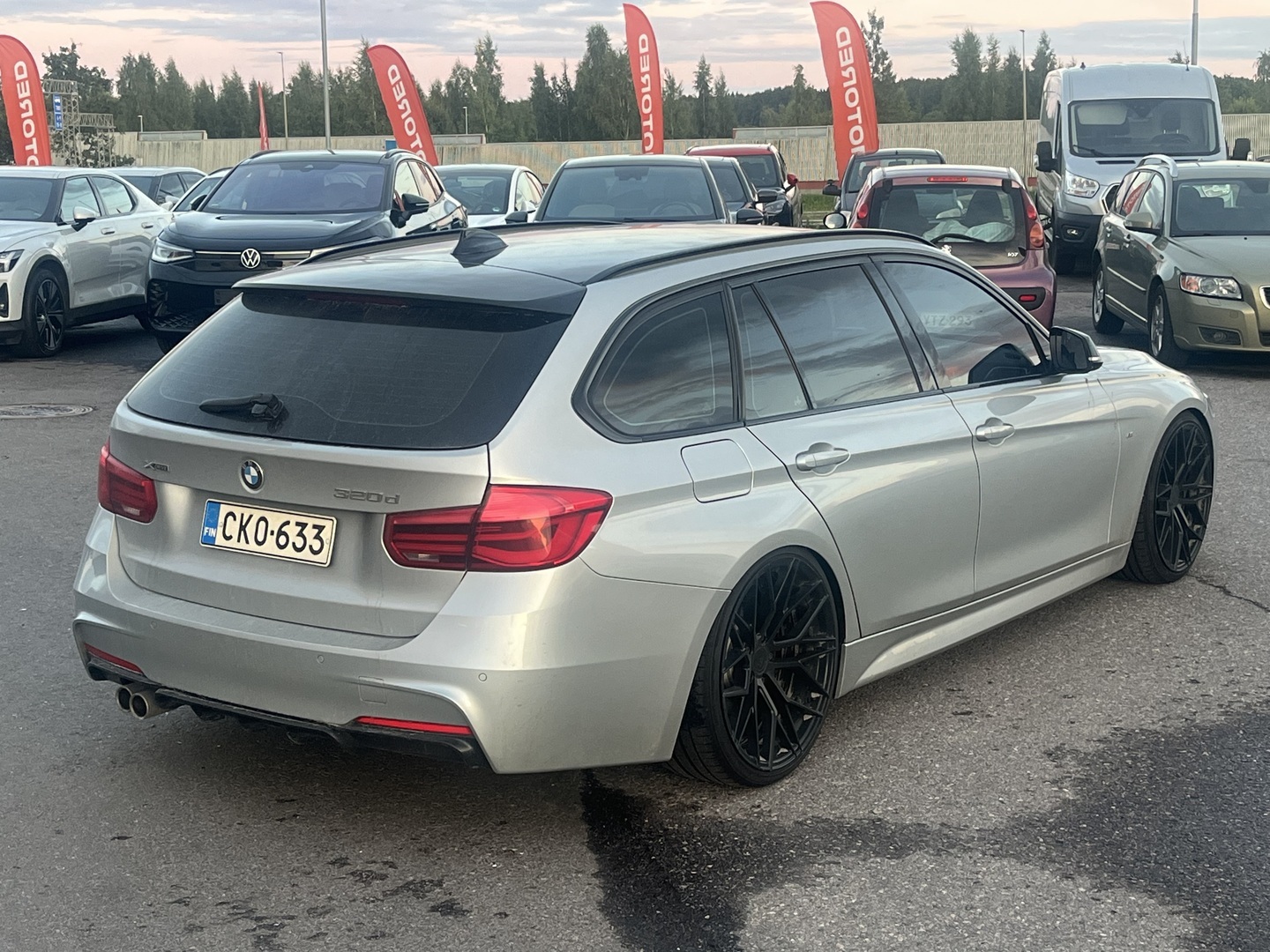 BMW - 320 - F31 Touring 320d A xDrive Business M Sport Edition - Farmari