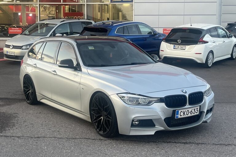 BMW - 320 - F31 Touring 320d A xDrive Business M Sport Edition - Farmari