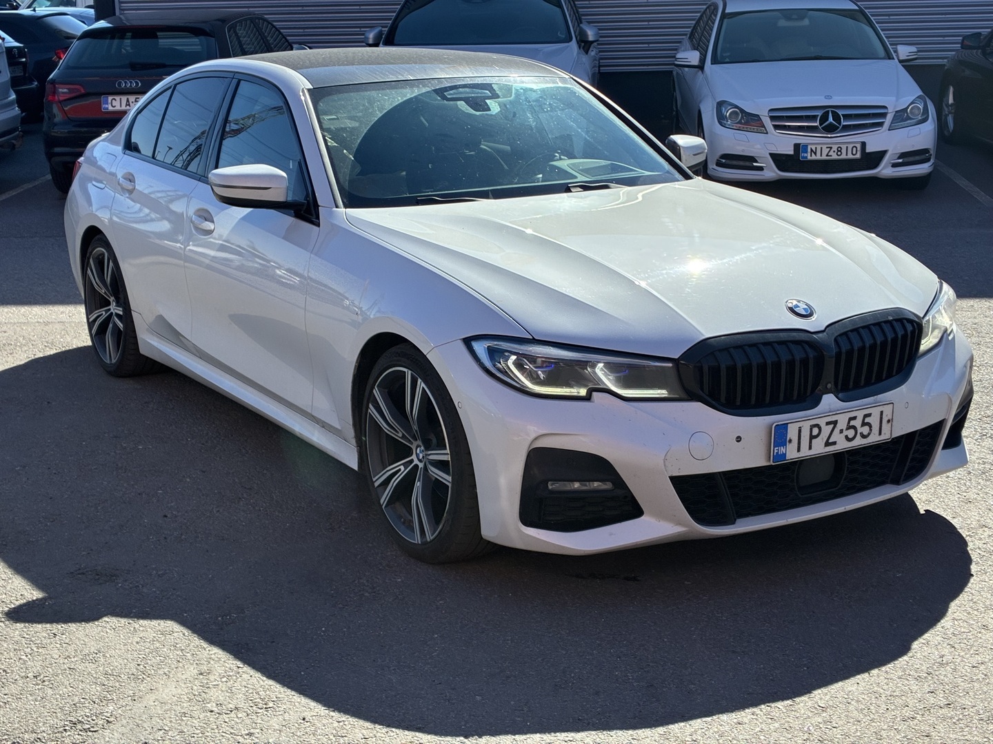 BMW - 320 - G20 Sedan 320d A xDrive Business M Sport - Sedan