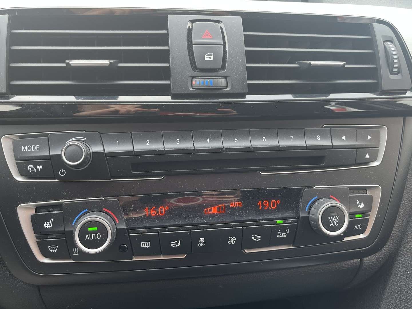 BMW - 320 - 320d TwinPower Turbo xDrive F31 Touring - Farmari