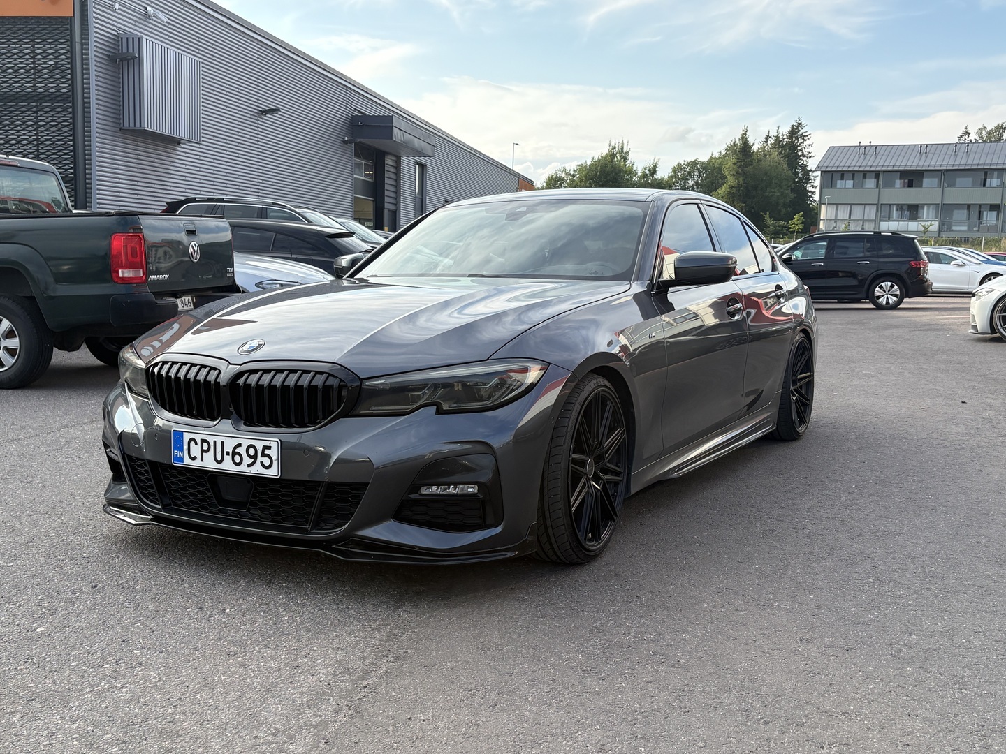 BMW - 330 - G20 Sedan 330i A xDrive Business M Sport - Sedan
