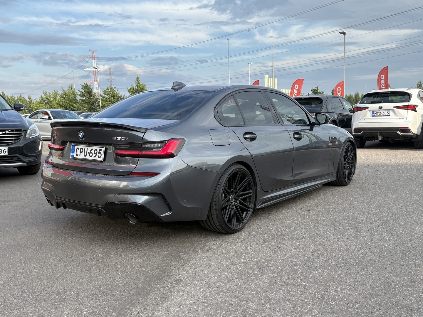 BMW - 330 - G20 Sedan 330i A xDrive Business M Sport - Sedan