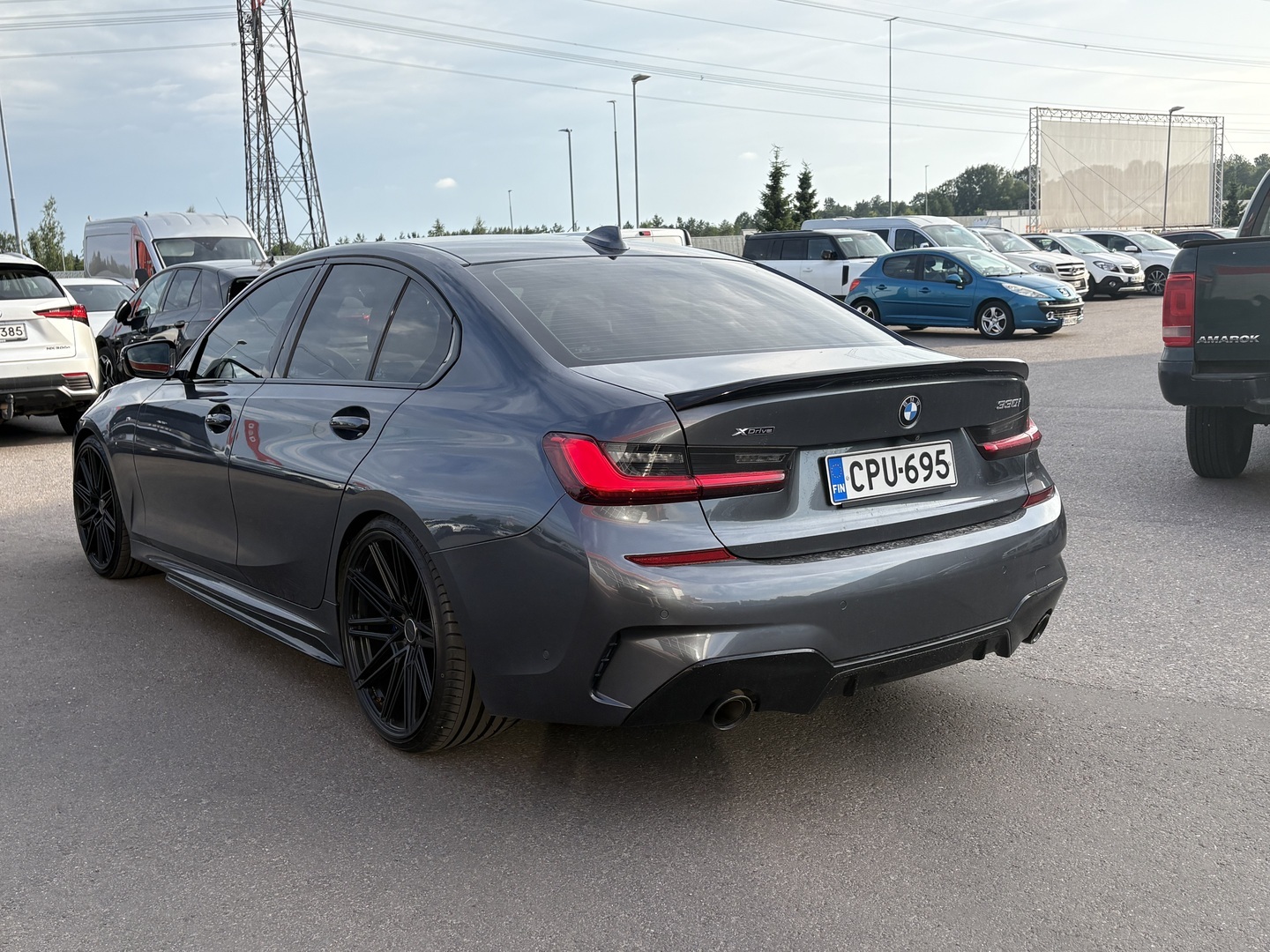 BMW - 330 - G20 Sedan 330i A xDrive Business M Sport - Sedan