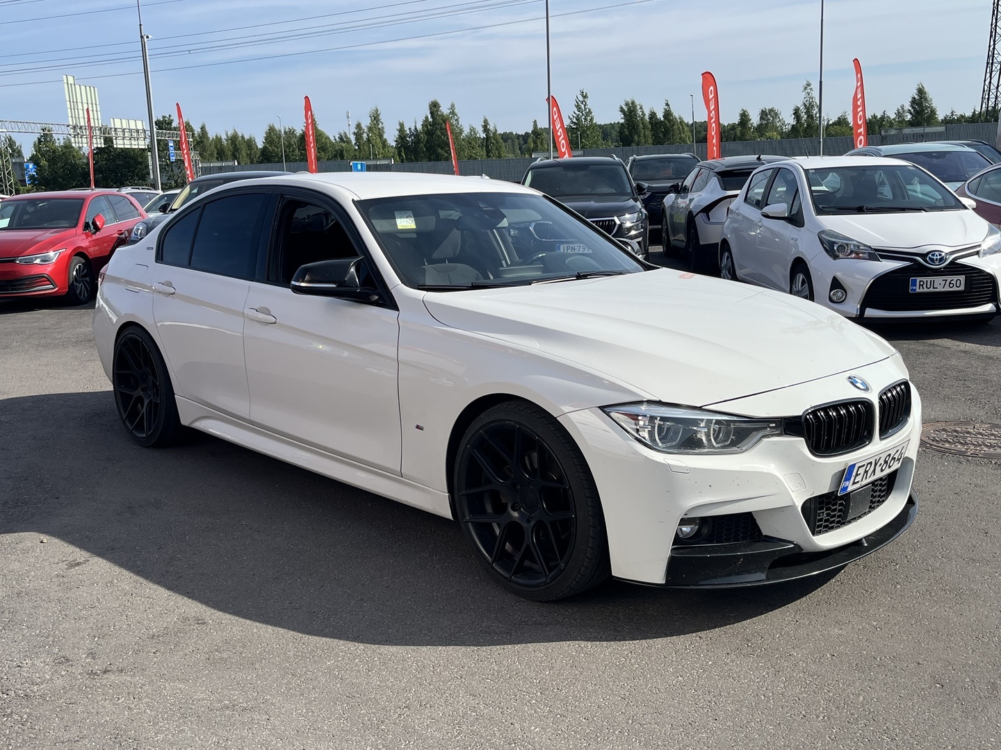 BMW - 330 - 330e iPerformance M-Sport - Sedan
