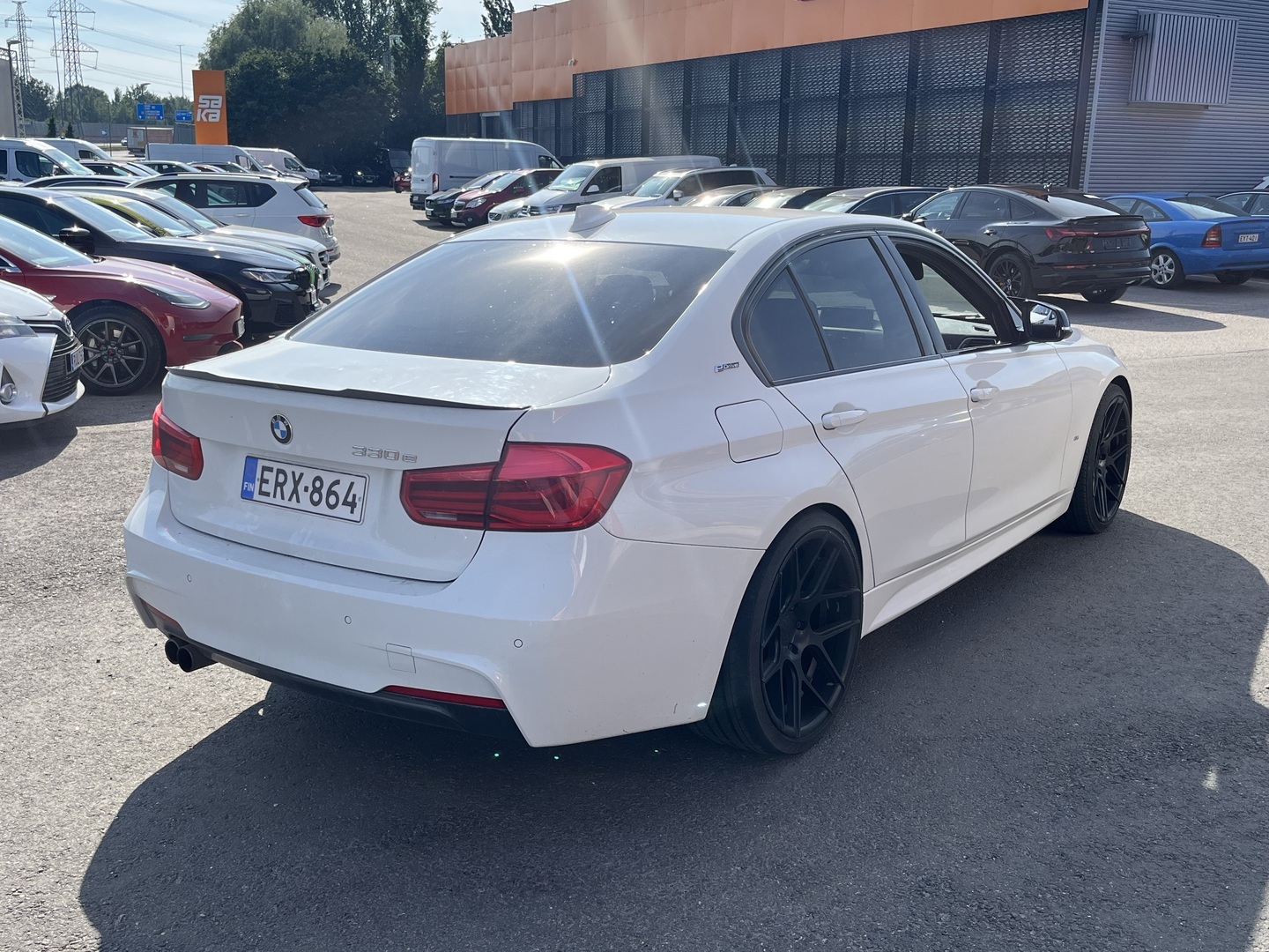 BMW - 330 - 330e iPerformance M-Sport - Sedan