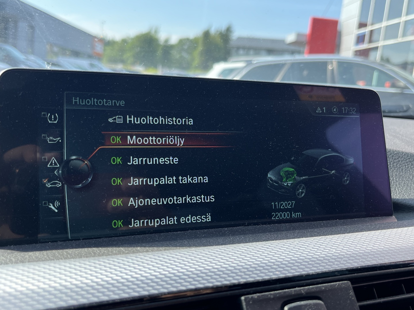 BMW - 330 - 330e iPerformance M-Sport - Sedan
