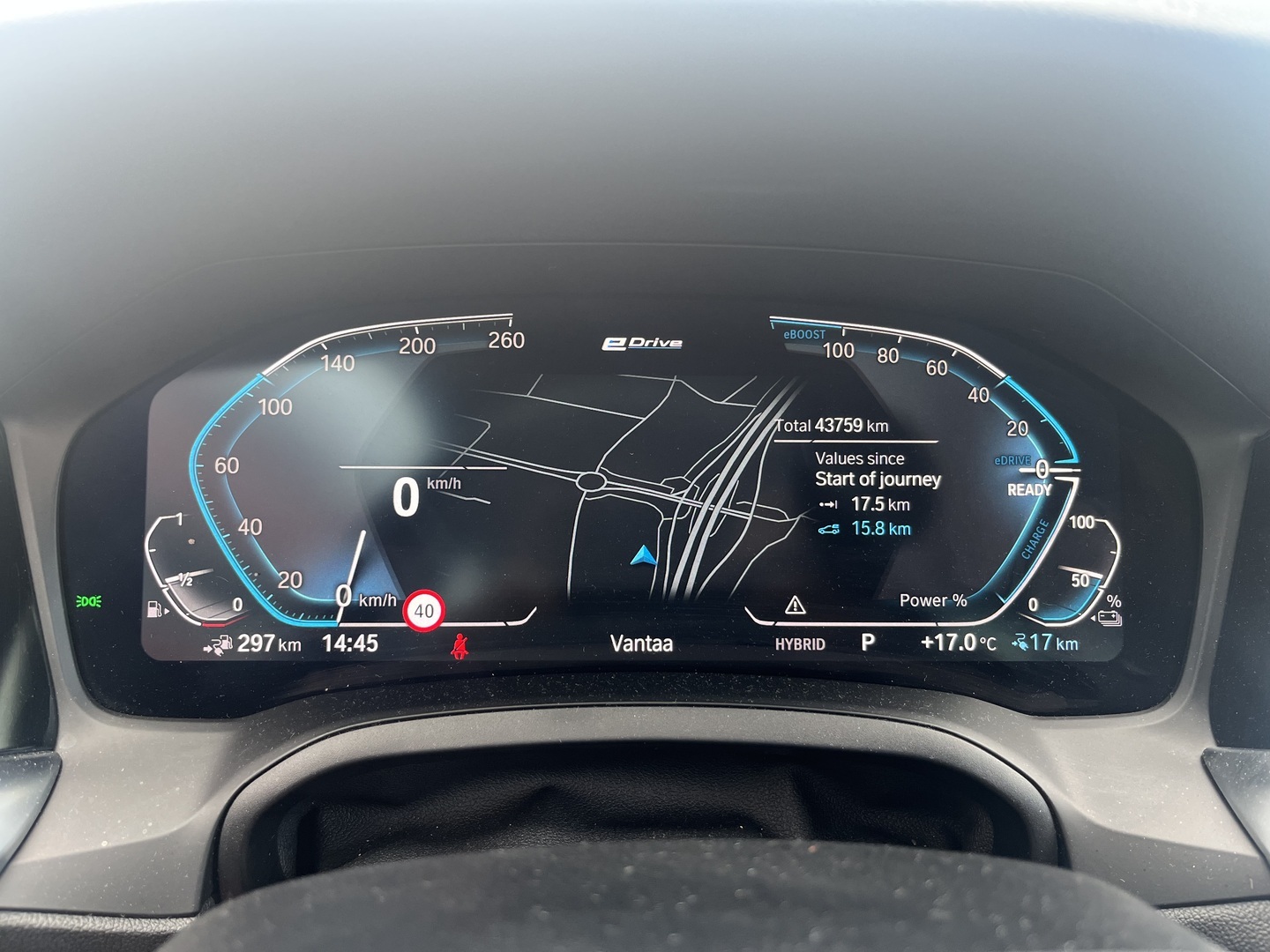 BMW - 330 - G20 Sedan 330e A Charged Edition Sport // Ambient / Lisälämmitin / Akustiikkalasit / Vakkari / CarPlay / LED // - Sedan