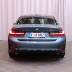 BMW - 330 - G20 Sedan 330e A Charged Edition Sport // Ambient / Lisälämmitin / Akustiikkalasit / Vakkari / CarPlay / LED // - Sedan