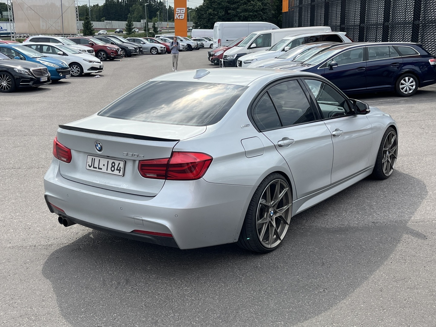 BMW - 330 - F30 Sedan 330e A Business M Sport Edition - Sedan