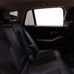 BMW - 330 - G21 Touring 330e xDrive A Charged Edition // Harman Kardon / Comfort Access / ACC / Sporttipenkit / LED / Ambient / Esilämmitys - Farmari