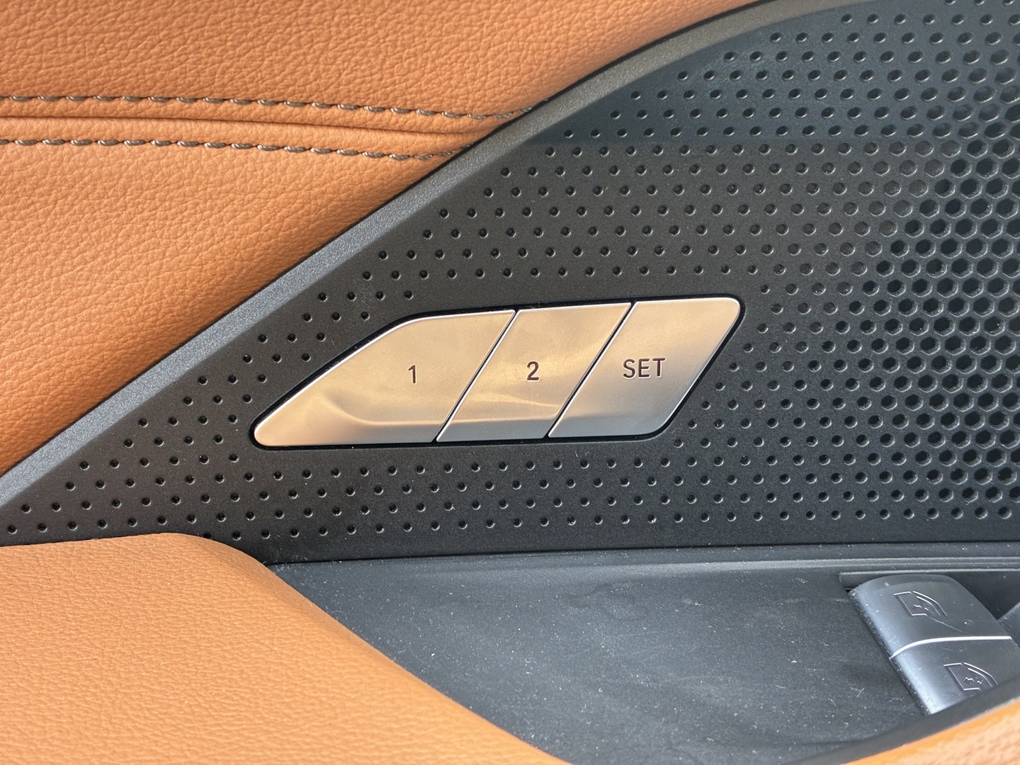 BMW - 420 - G22 Coupé 420i A Business M Sport // Suomi-auto / Laser / ACC / HUD / 360° / Muistinahat / Hifi / DAP // - Coupe