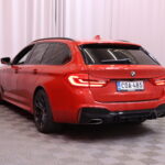 BMW - 520 - G31 Touring 520d A Business M Sport // Webasto / Navi / Bluetooth / Ambient / Vetokoukku // - Farmari