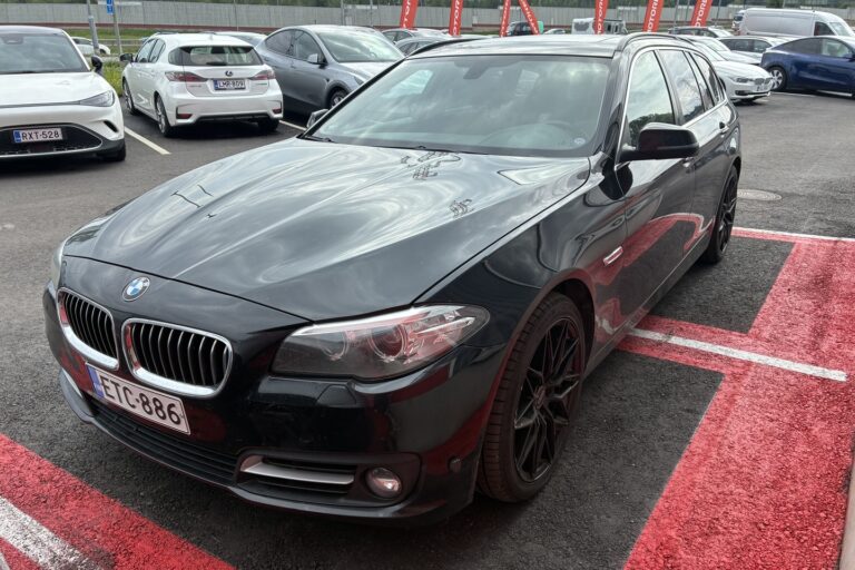 BMW - 520 - F11 Touring 520d A xDrive Business - Farmari