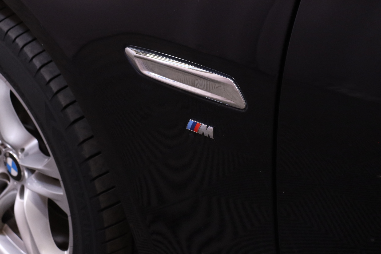 BMW - 520 - xDrive M Sport // Webasto / HiFi / Läm. ratti / Dakota Nahat // - Farmari