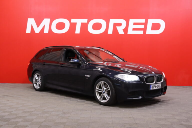 BMW - 520 - xDrive M Sport // Webasto / HiFi / Läm. ratti / Dakota Nahat // - Farmari
