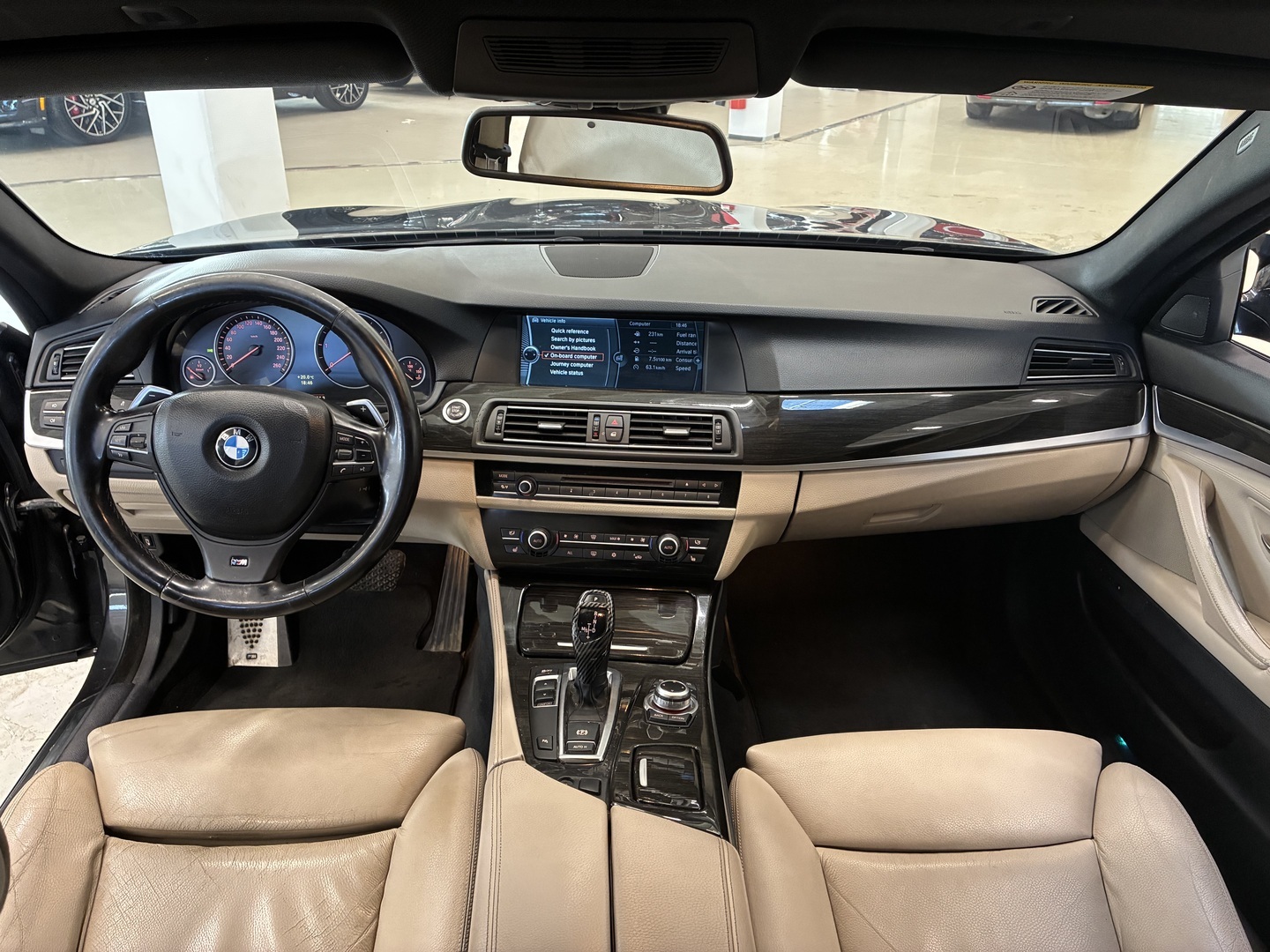 BMW - 530 - Msport F11 Touring / Myydään huutokaupat.com - Farmari