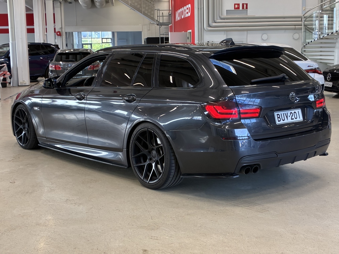 BMW - 530 - Msport F11 Touring / Myydään huutokaupat.com - Farmari
