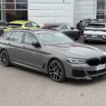 BMW - 530 - G31 Touring 530e xDrive A Charged Edition M Sport // Panorama / HUD / ACC / 360 / Laser / Muistipenkit / H&K // - Farmari