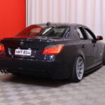 BMW - 530 - // Comfort-istuimet / Muistipenkit / Nahkaverhoilu / ACC / HUD / Webasto / Kattoluukku / AppleCarPlay // - Sedan