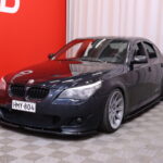 BMW - 530 - // Comfort-istuimet / Muistipenkit / Nahkaverhoilu / ACC / HUD / Webasto / Kattoluukku / AppleCarPlay // - Sedan