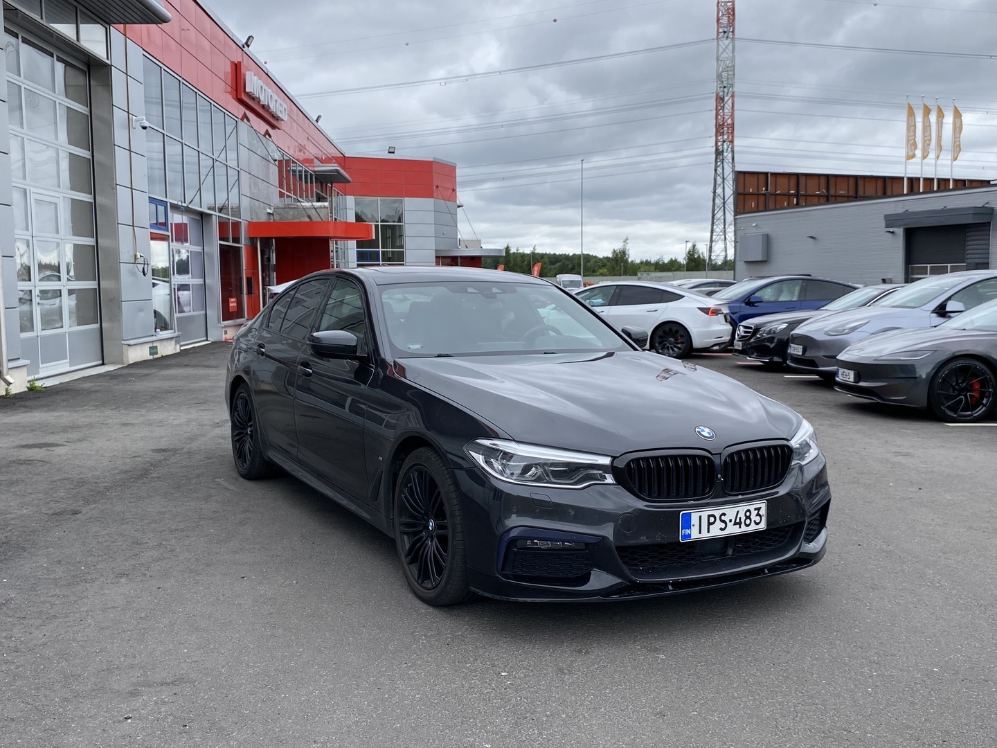 BMW - 530 - G30 Sedan 530e xDrive A Charged Edition M Sport - Sedan