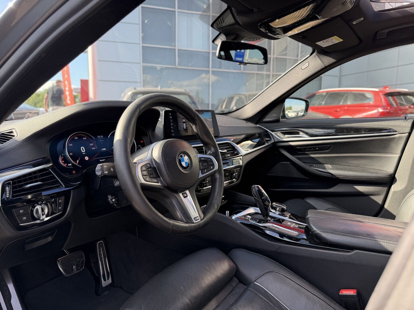 BMW - 540 - G31 Touring 40i xDrive M Sport // Webasto / Imu-ovet /  360° / Muistipenkit / HUD / H&K / Panorama // - Farmari