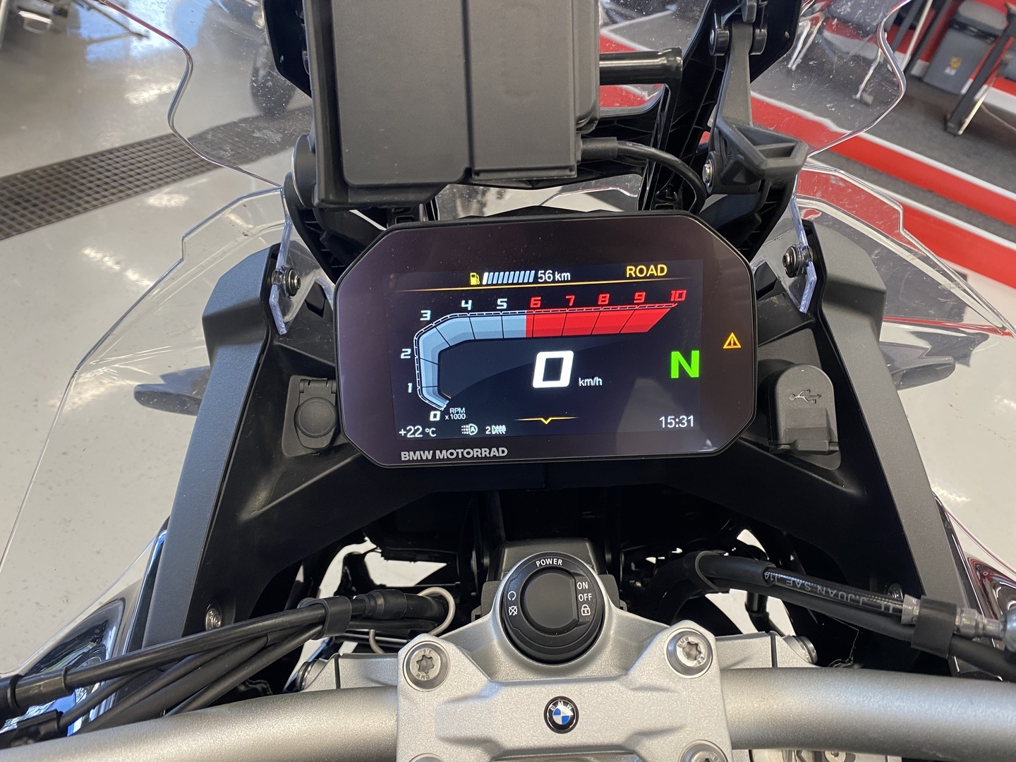 BMW - F - 900 GS Adventure // Juuri saapunut / 3x laukut / Ride Pro / Dynamic ESA / Ajomode pro // - Moottoripyörä
