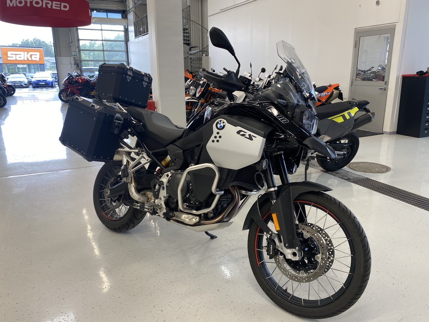 BMW - F - 900 GS Adventure // Juuri saapunut / 3x laukut / Ride Pro / Dynamic ESA / Ajomode pro // - Moottoripyörä