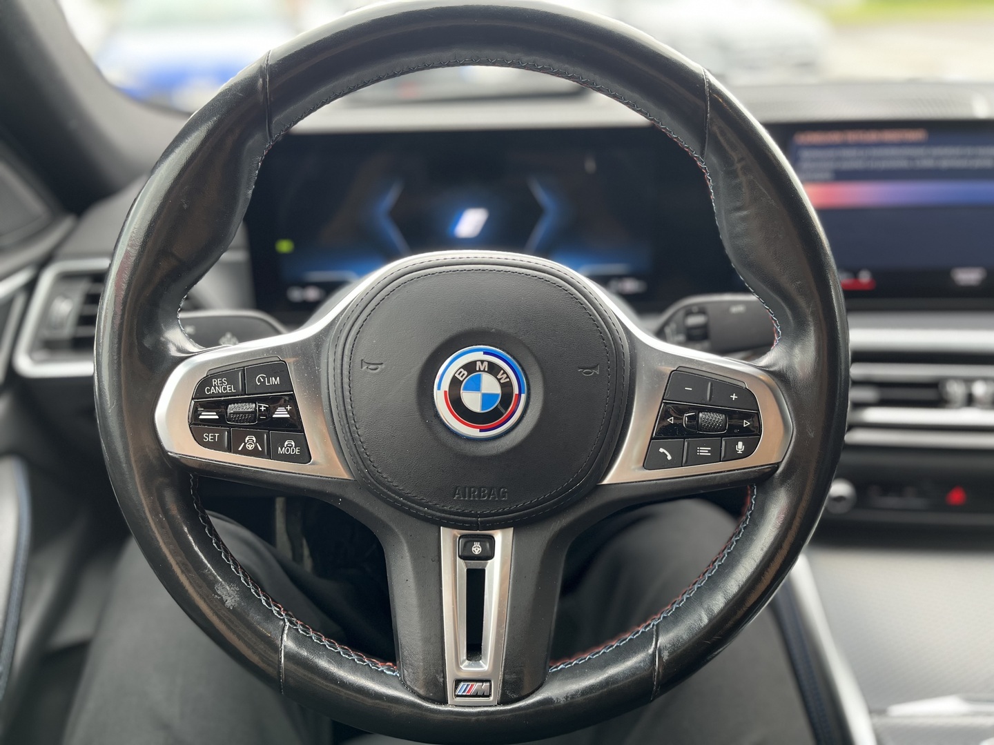 BMW - I4 M50 - 1-om. Suomi-auto / Laser / ACC / HUD / Koukku / Muistipenkki / Hifi / Comfort access / 360° // - Sedan