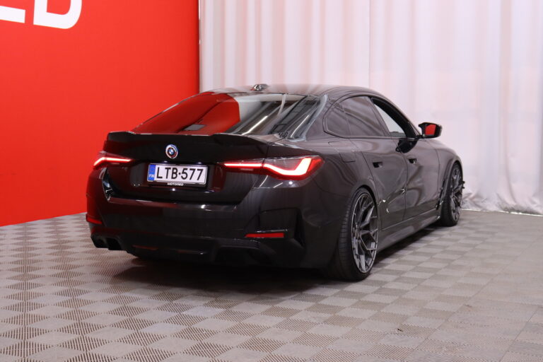 BMW i4 M50