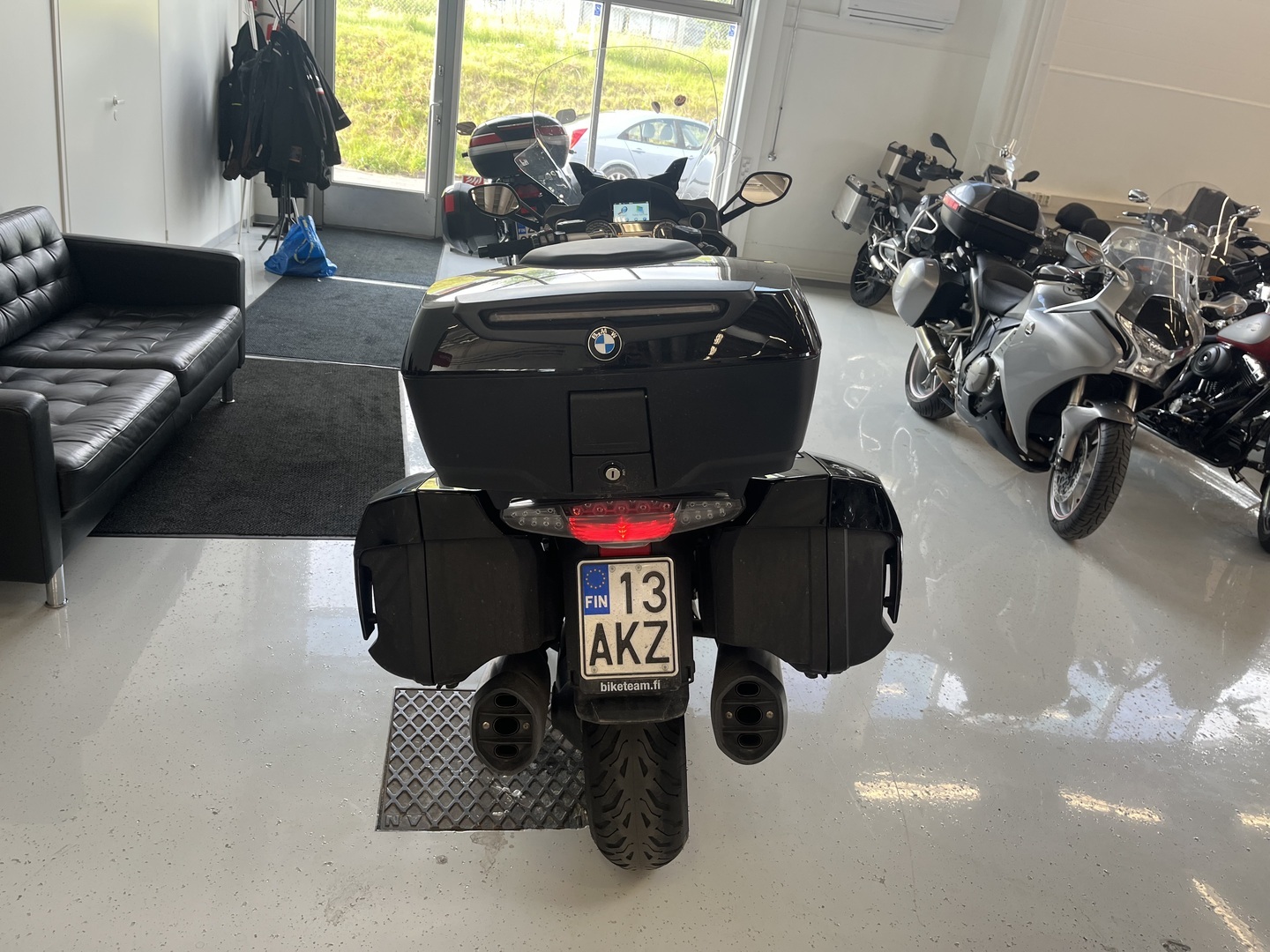 BMW - K - 1600 GT // Merkkihuollettu Suomi-pyörä / Pakki / Keyless // - Moottoripyörä