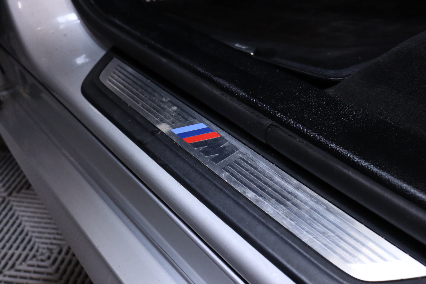 BMW - X4 - xDrive20d M Sport // Webasto / Muistipenkit / Vetokoukku / P. kamera / Vakkari / Sporttipenkit / Xenon / Shadow Line / - Sedan