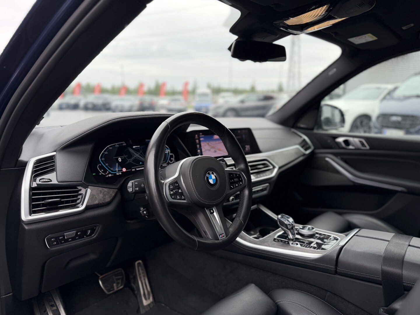 BMW - X5 - G05 xDrive45e Charged Edition M Sport // Laser / DAP / H&K / 360° / HUD / SoftClose / HeatComfort / Ilma-alusta // - Farmari