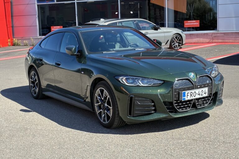 BMW - i4 - eDrive40 Fully Charged M Sport - Sedan