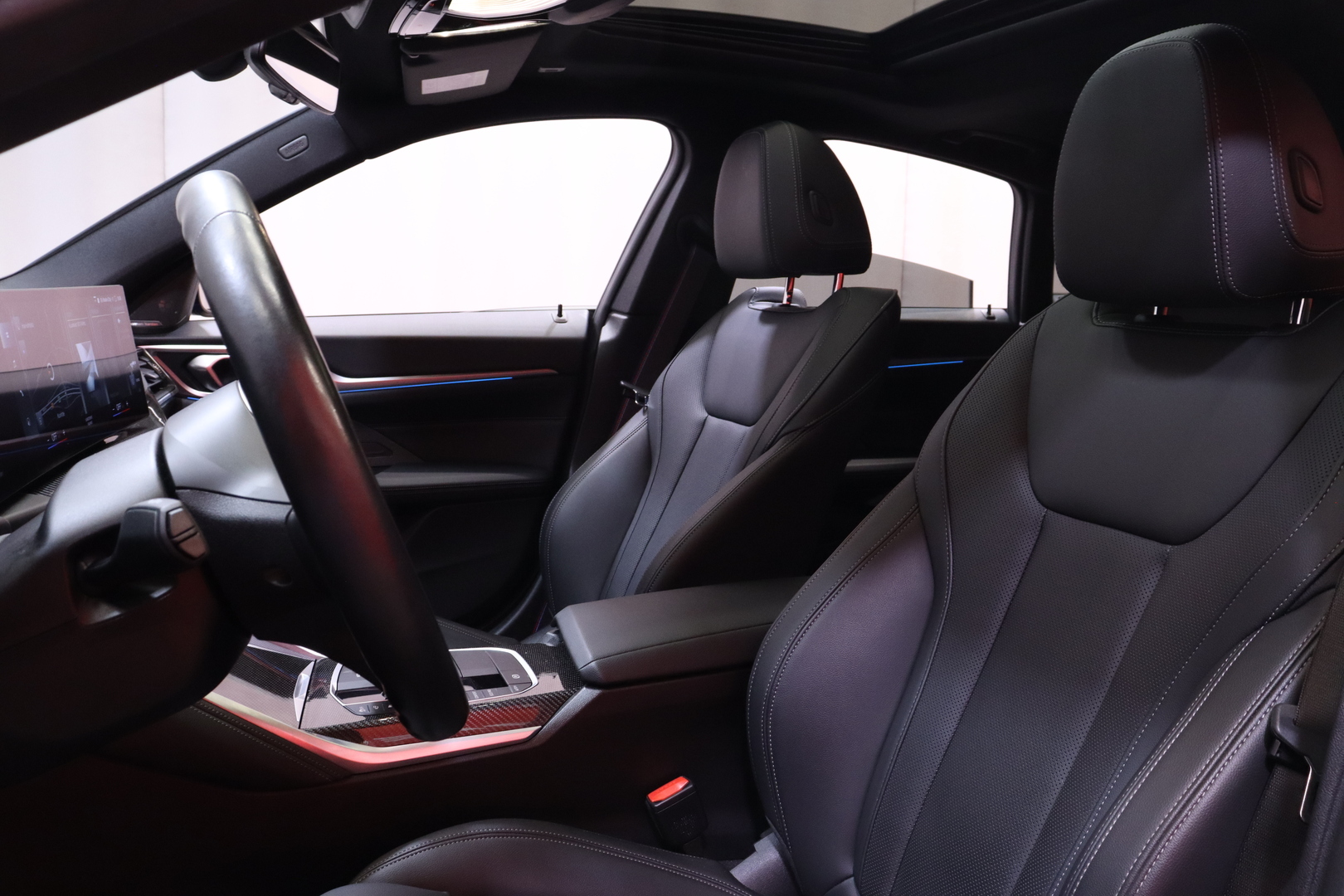 BMW - i4 M50 - Motorsport engineering // Laser / Carbon Paketti / ACC / H&K / HUD / Adapt.alusta / Kattoluukku / Koukku // - Sedan