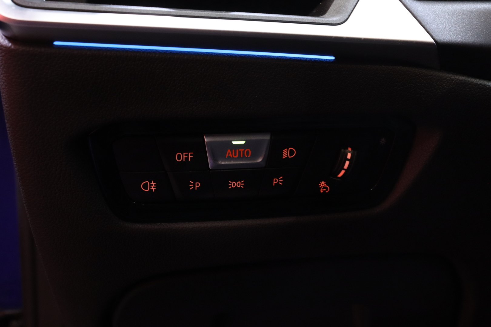BMW - i4 M50 - Motorsport engineering // Laser / Carbon Paketti / ACC / H&K / HUD / Adapt.alusta / Kattoluukku / Koukku // - Sedan