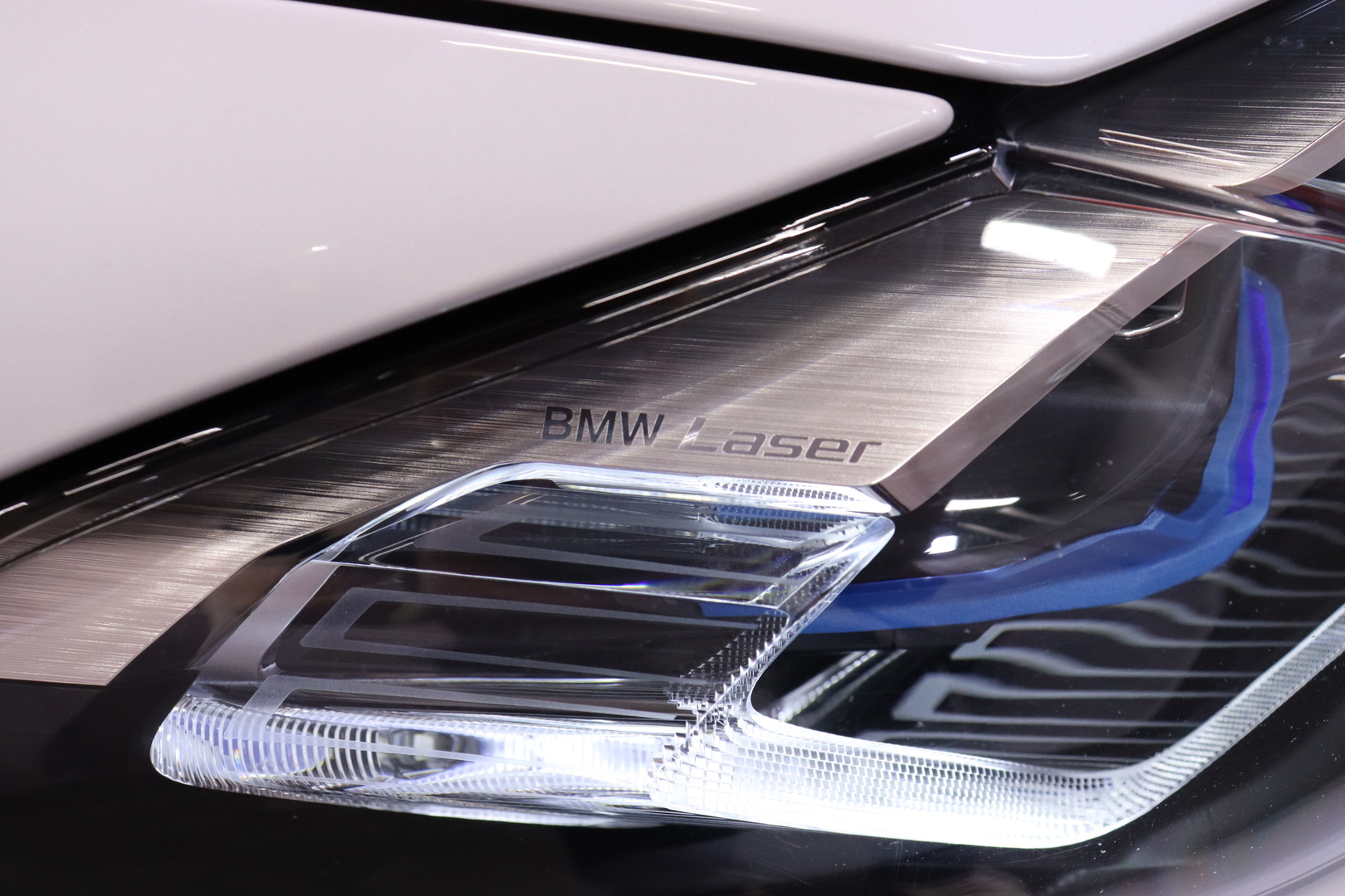 BMW - i4 M50 - Fully Charged / ACC / HUD / 360° / Vetokoukku  / H&K / Comfort Acces // - Sedan