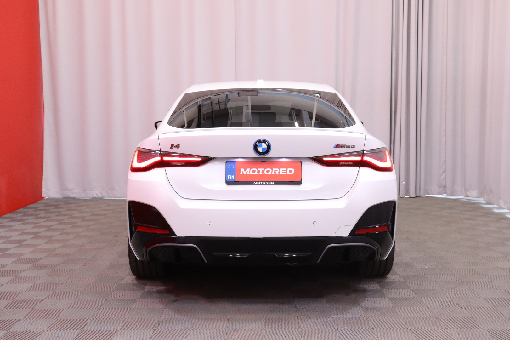BMW - i4 M50 - Fully Charged / ACC / HUD / 360° / Vetokoukku  / H&K / Comfort Acces // - Sedan