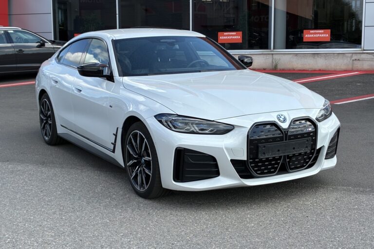 BMW i4 M50