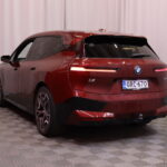BMW - iX - xDrive40 Sport Package | DAP / 360 / Koukku | H/K hifit / 2x vanteet // - Maastoauto