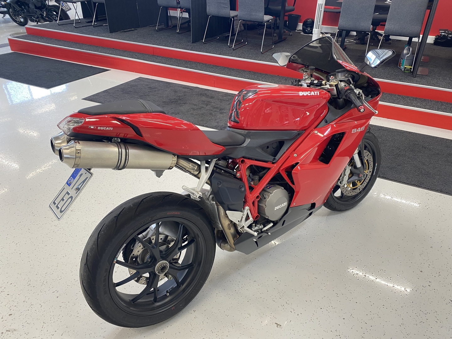 Ducati - 848 - // Juuri saapunut! / Suomipyörä / Vähän ajettu // - Moottoripyörä