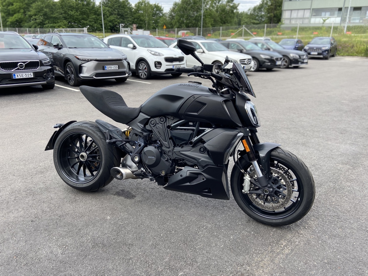 Ducati - DIAVEL - 1260 // Suomi-pyörä / Termignoni / Huoltokirja / 2x Avaimet // - Moottoripyörä