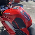 Ducati - PANIGALE V4 - V4S // Huoltokirja / DQS / Öhlins / Ajomodet / Mukautettavat säädöt YMS! // - Moottoripyörä