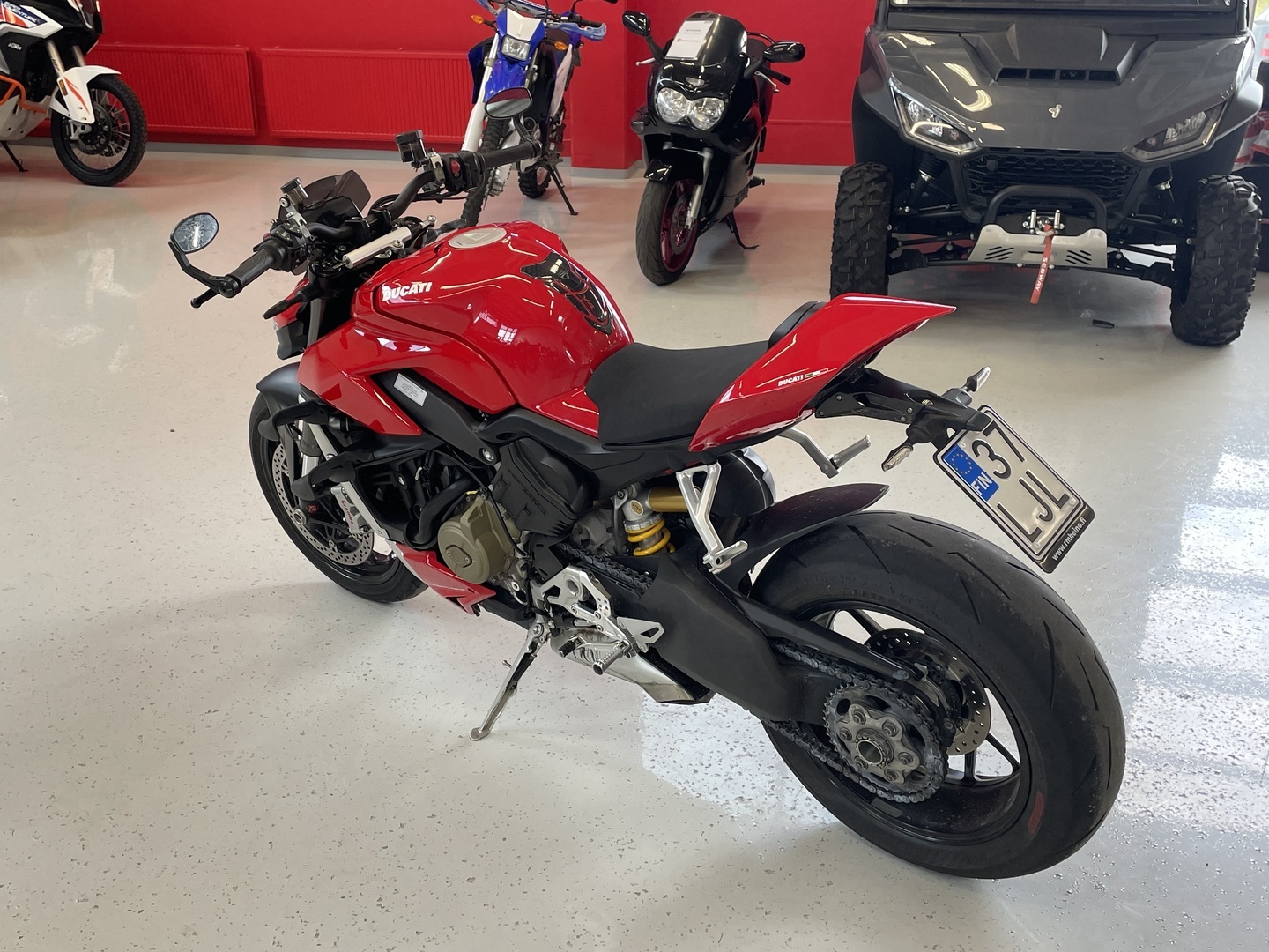 Ducati - STREETFIGHTER - V4 // Juuri saapunut / Suomi pyörä / Huoltokirja // - Moottoripyörä