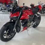 Ducati - STREETFIGHTER - V4 // Juuri saapunut / Suomi pyörä / Huoltokirja // - Moottoripyörä