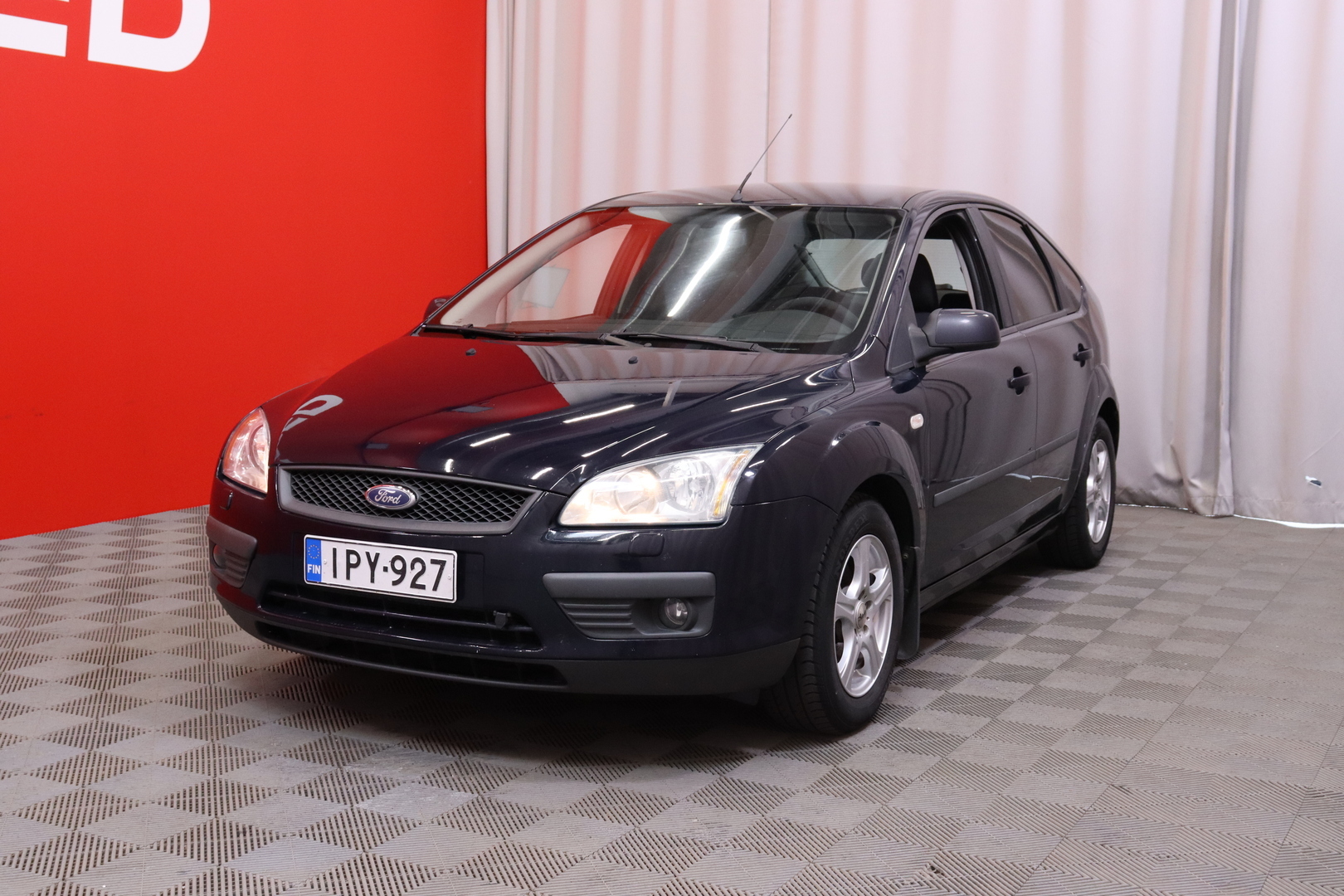 Ford - Focus - 4D FOCUS HATCHBACK 1.6-DA3/264 // MYYDÄÄN HUUTOKAUPAT.COM ! // - Viistoperä