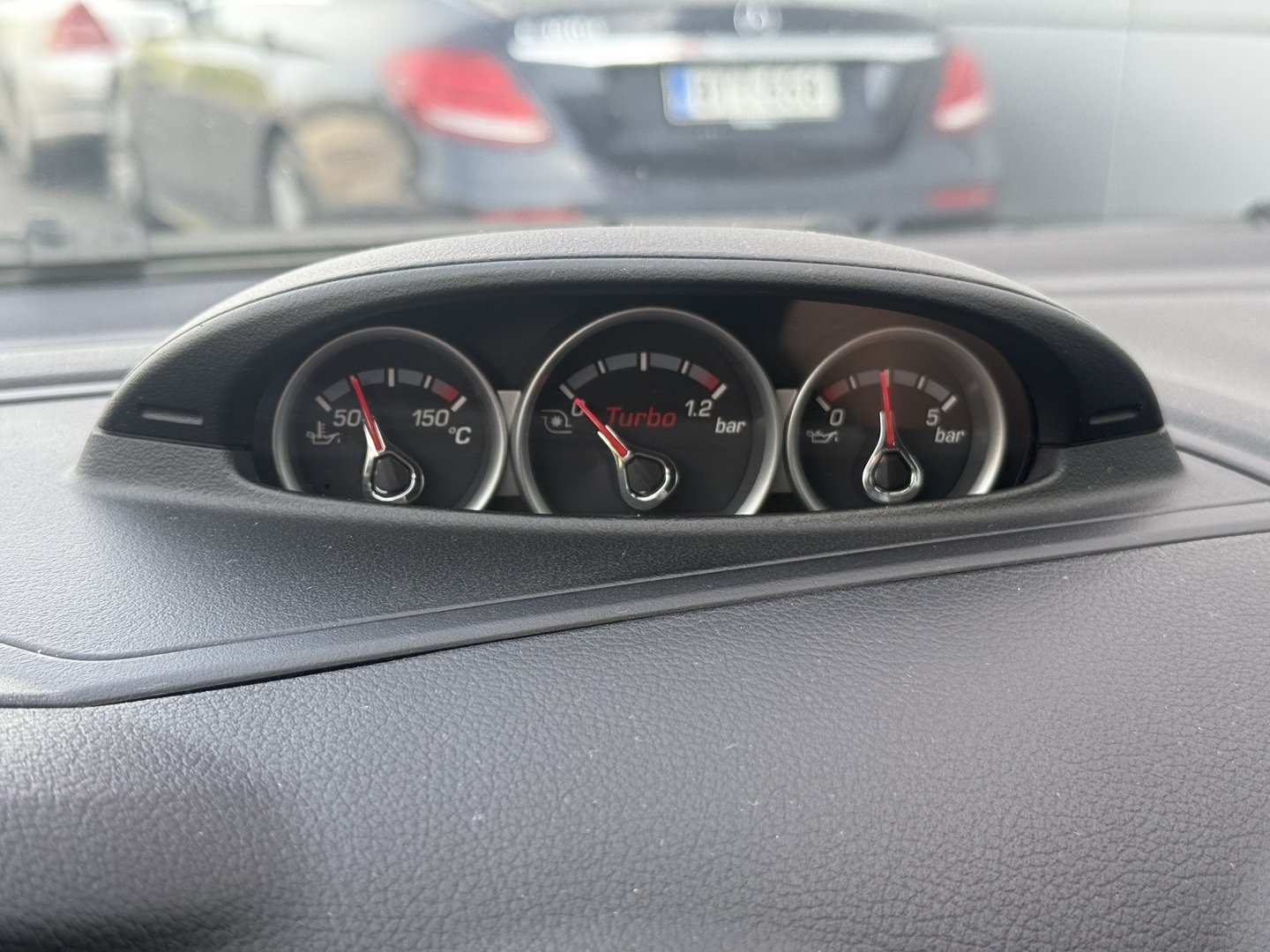 Ford - Focus - 2,5 225 hv ST60 M6 5-ovinen - Viistoperä