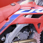 HONDA - CRF - 250 R // Myydään Huutokaupat.com / 1. om. / 20h / Hyvin huollettu / Uudet renkaat // - Moottoripyörä
