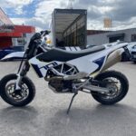 HUSQVARNA - 701 - Supermoto // Juuri saapunut / Uudet renkaat // - Moottoripyörä